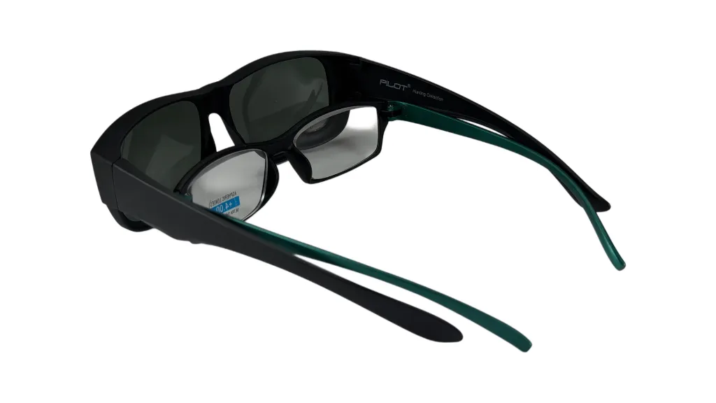 SGL.PO2.HF2 Black frame. Green polarized lens. Size 48x38x150 (4).webp