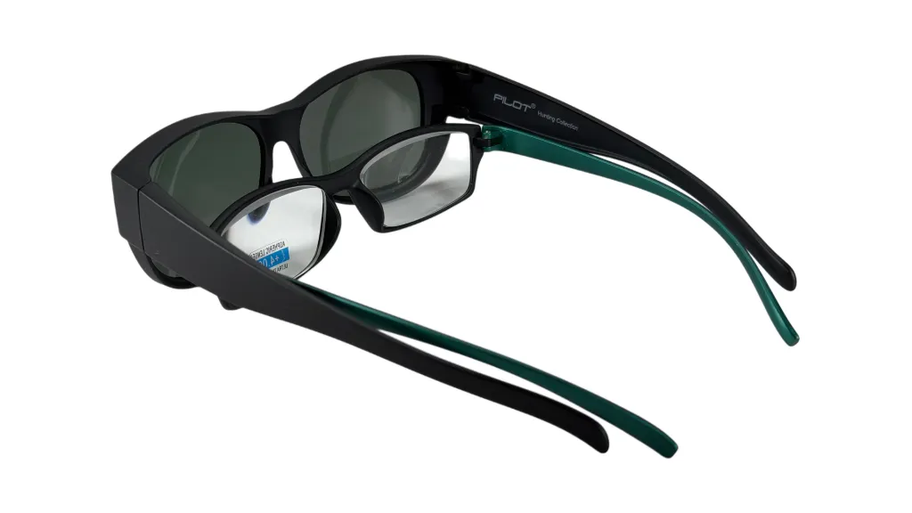 SGL.PO2.HF3 Black frame. Green polarized lens. Size 50x38x150 (4).webp