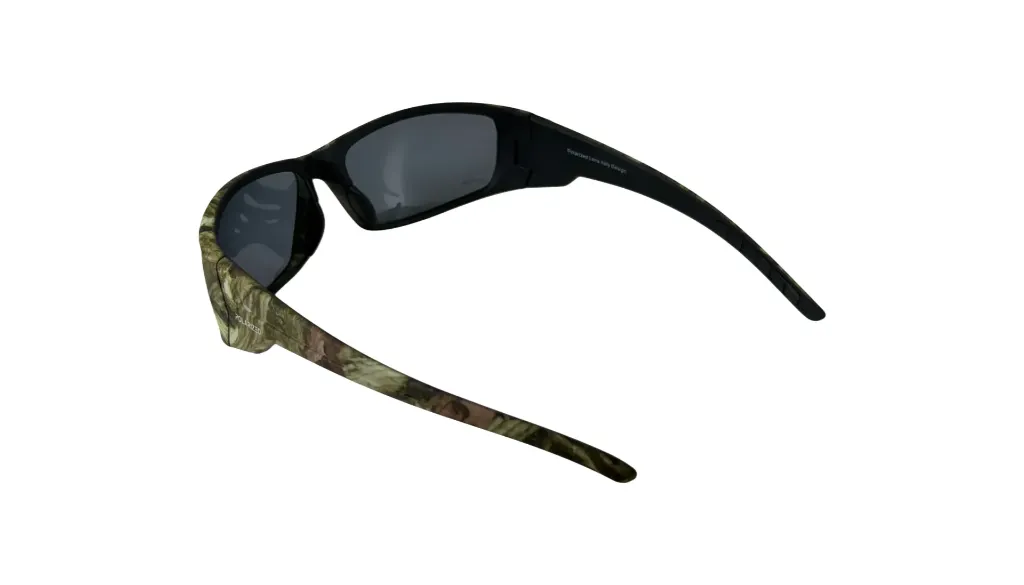 SGL.2FI9 Camo frame. Greey polarized lens. Size 62x17x124....webp